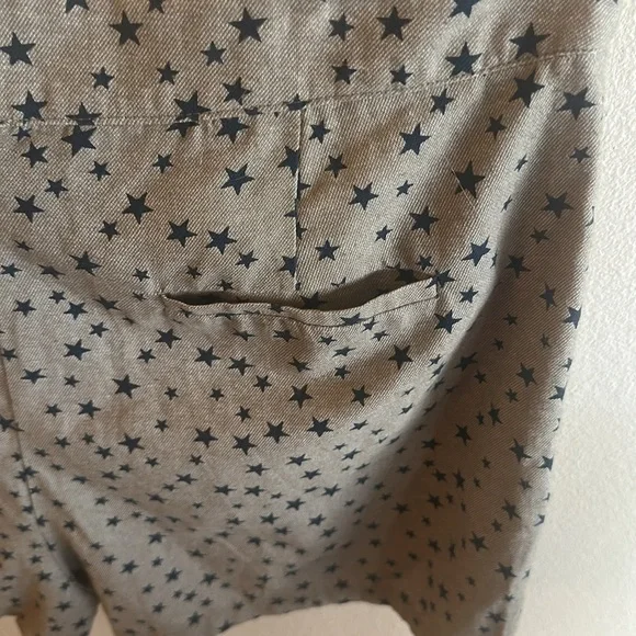 Hem & Thread Shorts Tan With Black Star Pattern Side Zipper Womens Size Large - Picture 5 of 11